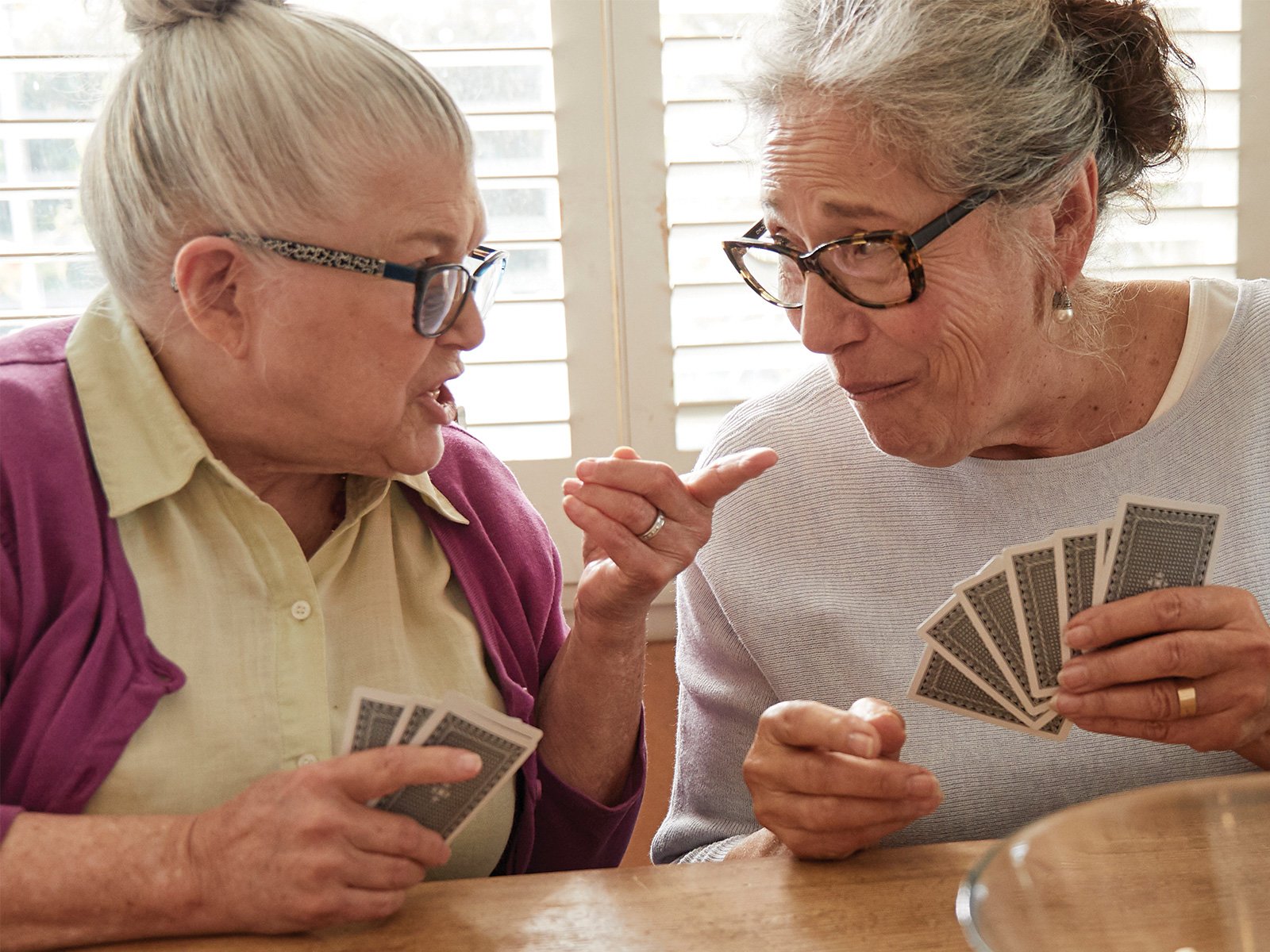 Women playing card games
